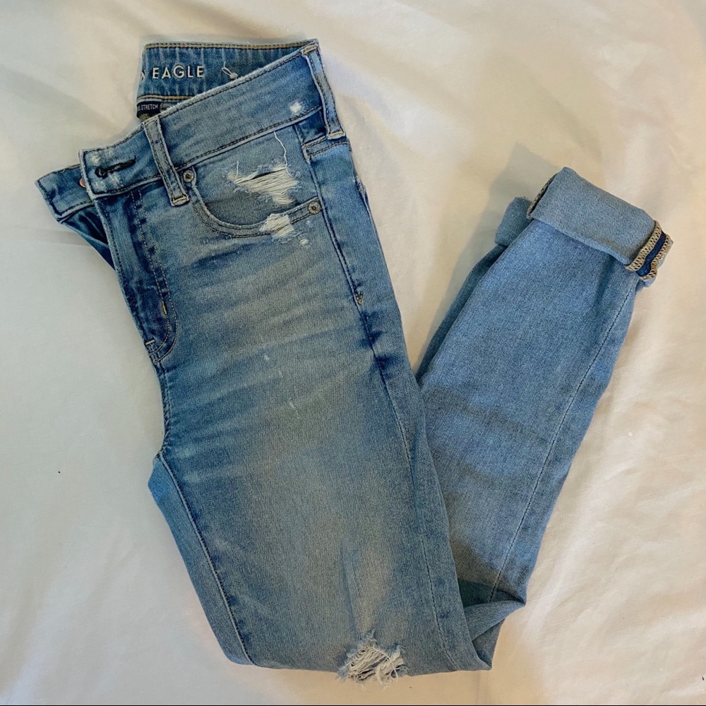 American Eagle High Rise Jeans
